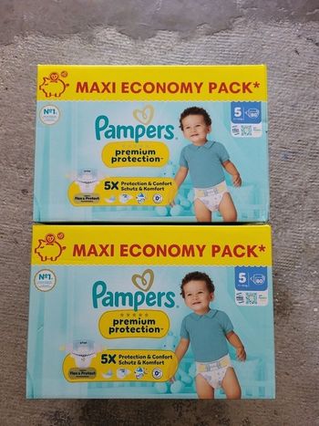 2 cartons de couches pampers premium taille 5