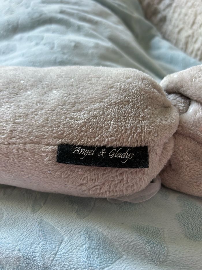 Coussin Angel et Gladys - photo numéro 3