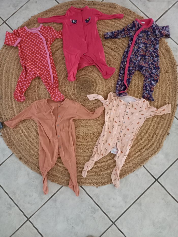 Lot vêtements 6 mois - photo numéro 10