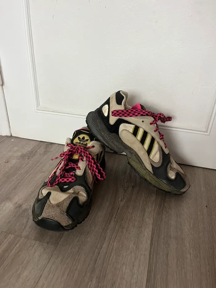 Chaussures Adidas adidas Yung-1 Trail Sand Core