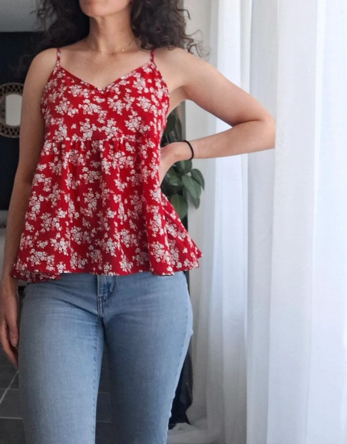 Top léger fleuri - photo numéro 2