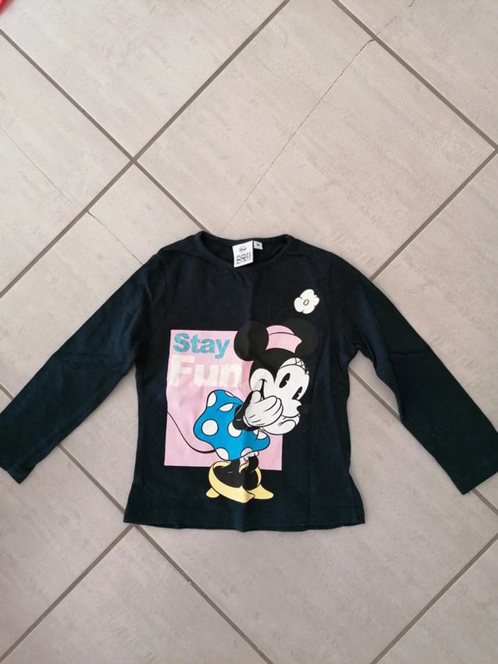Tee-shirt manches longues en très bon état taille 3 ans - photo numéro 2