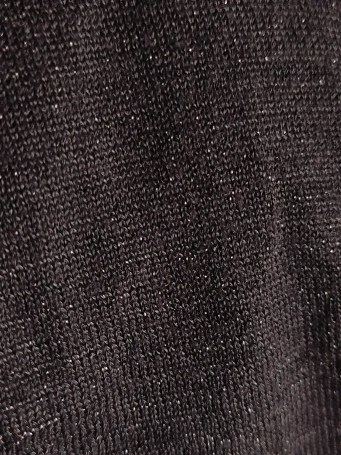 Pull léger noir irisé Kiabi taille 46-48 - photo numéro 4