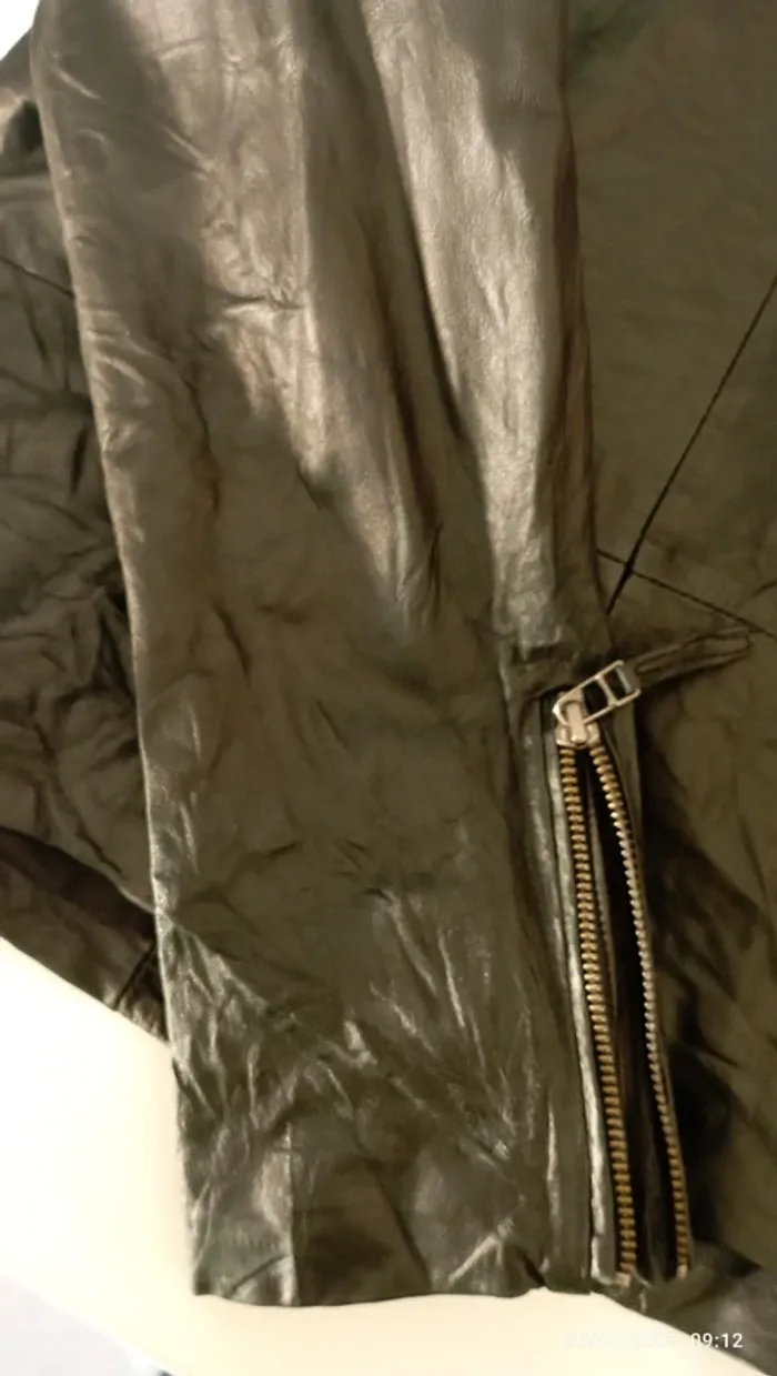 Veste en cuir taille 42 - photo numéro 3