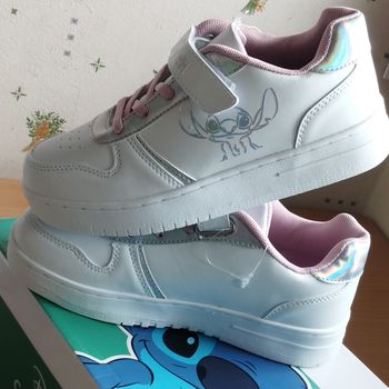 Tennis fille 33 Neuf Disney Stitch