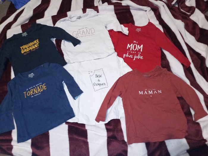 Lot de tee shirt 12 mois