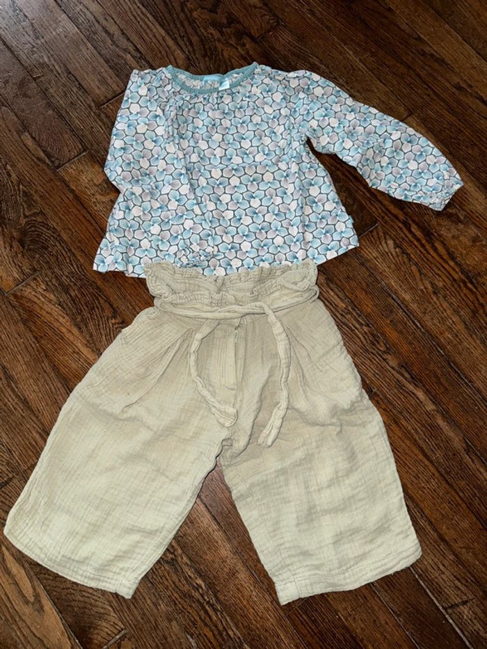 Blouse okaidi et pantalon vertbaudet 2 ans