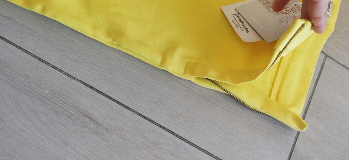 Pantalon neuf stradivarius - photo numéro 2