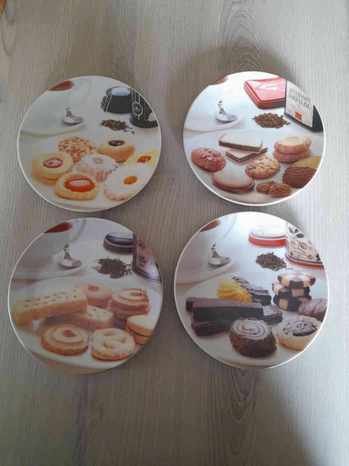 Lot de 4 assiettes pour desserts en porcelaine "Easy Life"