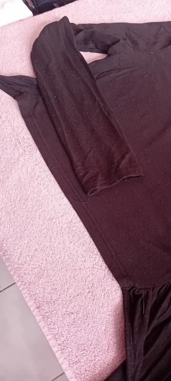 Joli Tee-shirt manches longues shein taille L en très bon état - photo numéro 5