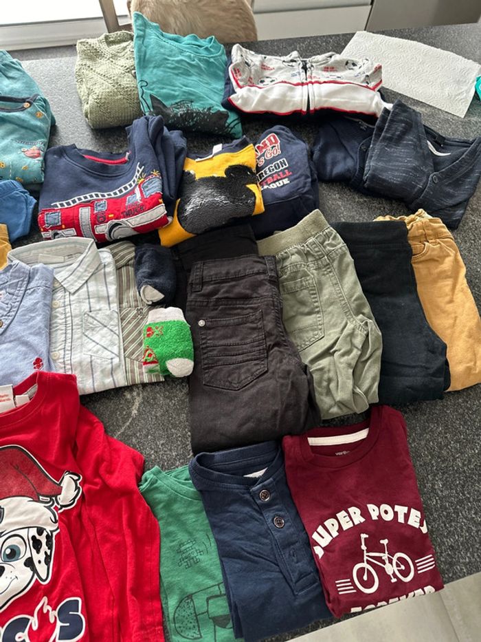 Lot de vêtements taille 3 ans très bon état - photo numéro 3