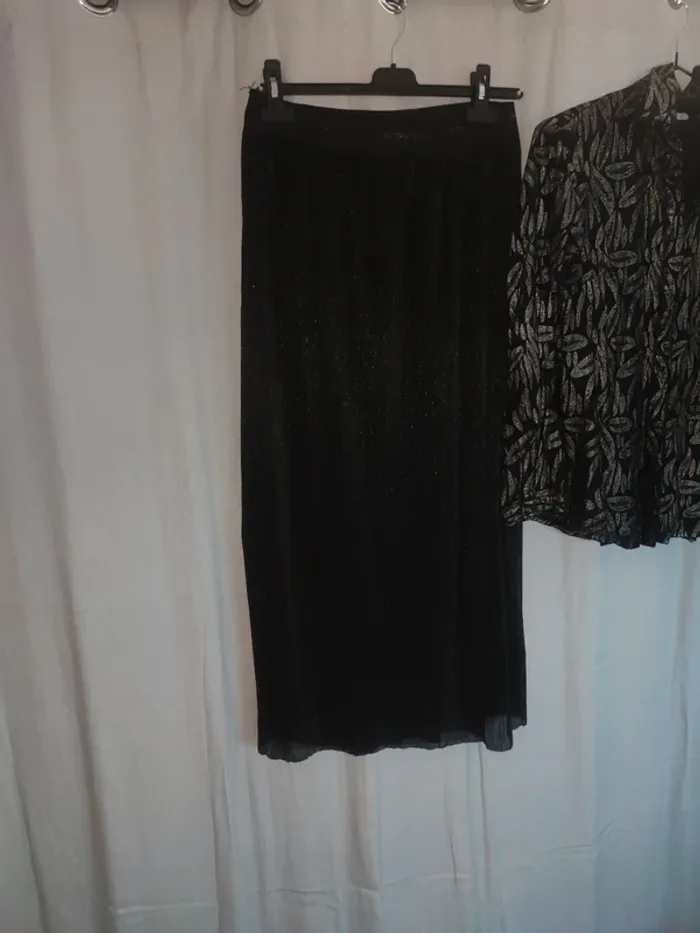 Ensemble chemise et jupe - photo numéro 7