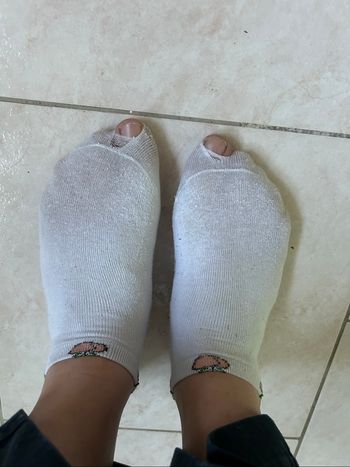 Chaussettes porté troué