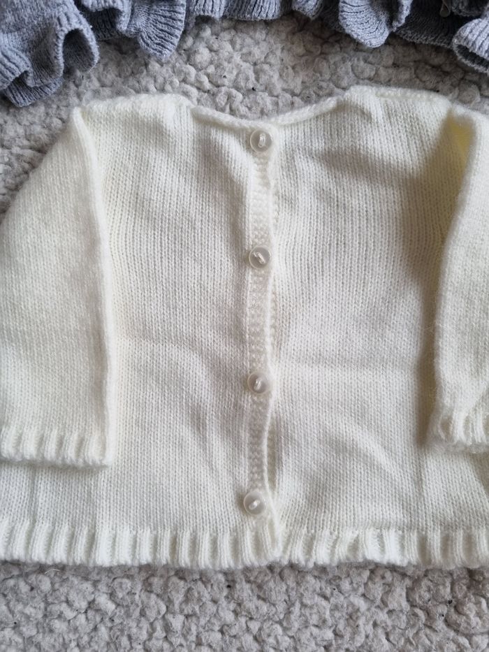 🌹 Lot de 2 gilets 🌹 - photo numéro 2