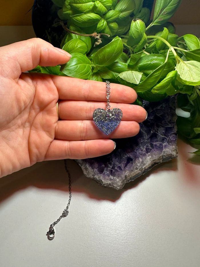Pendentif grand cœur bleu et paillettes - photo numéro 7