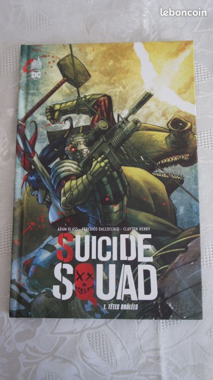 livre bande dessinées  Suicide squad  tome 1