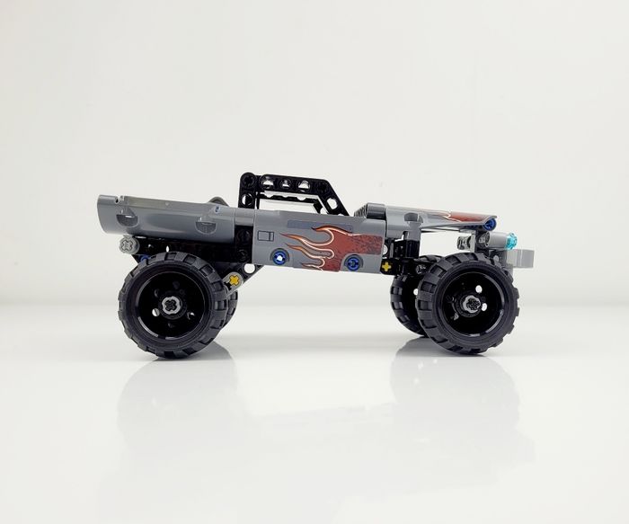 2 sets Lego Technic - pick up + voiture de police - rèf. 42090 et 42091 - photo numéro 3