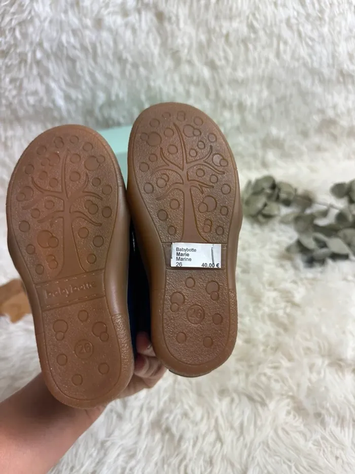 Paire de chaussons Babybotte taille 26 - photo numéro 4