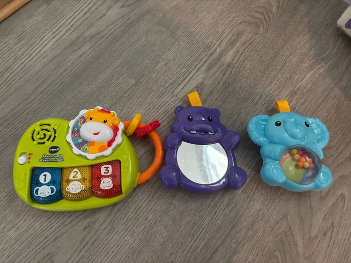 Hochets bébé
