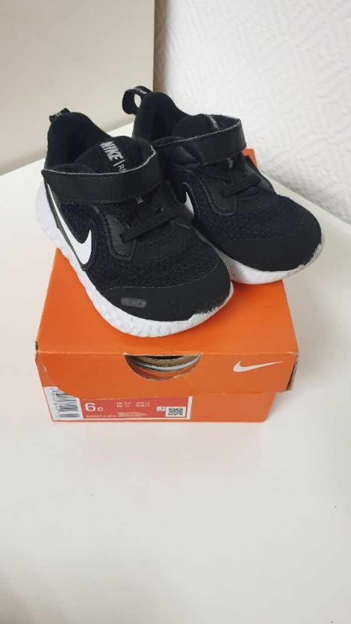 Basket fille Nike