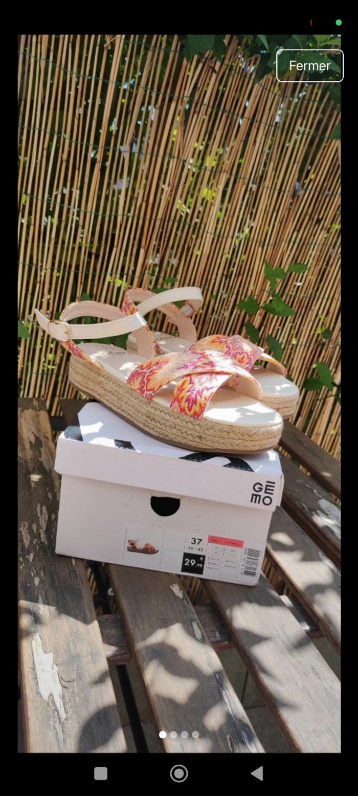 Sandales neuves