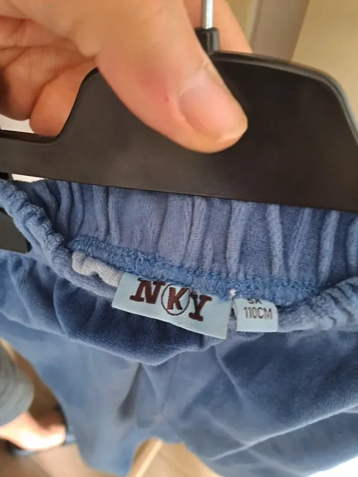 Pyjama garçon tbe velours chaud 5 ans NKY comme neuf - photo numéro 5