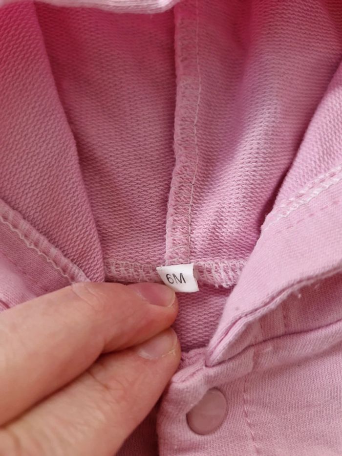 Gilet à capuche 6 mois - photo numéro 3