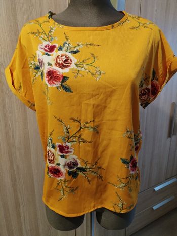 T-shirt femme manches courtes taille 40 /42