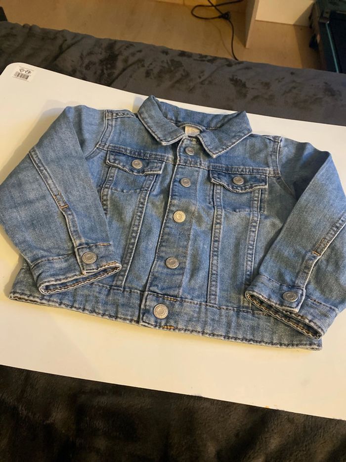 veste en jean H&M, taille quatre ans fille - photo numéro 2