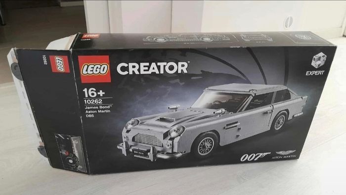 Bien lire boîte vide Lego creator 10262 James Bond Aston Martin DB5