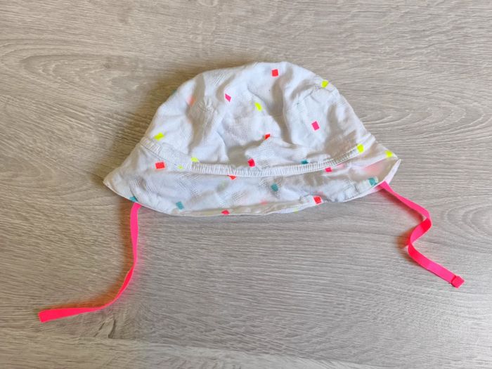 Chapeau bébé fille été blanc et multicolore - photo numéro 2