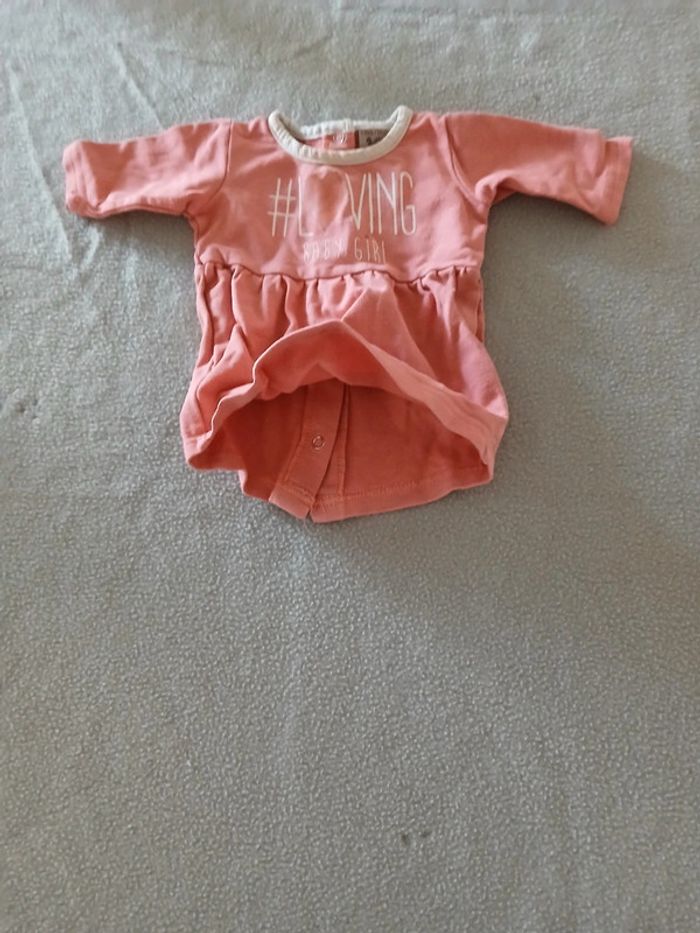 Robe 1 mois - photo numéro 2