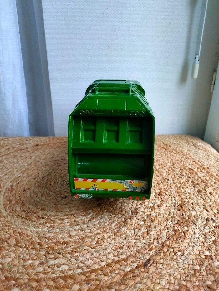 Camion poubelle sonore - photo numéro 5