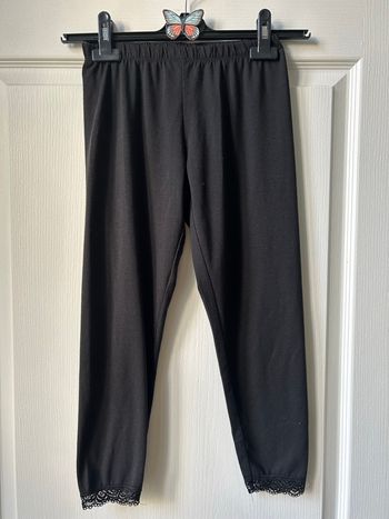 Legging court de la marque Tessentials Woman