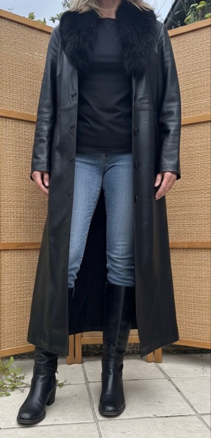 Veste en cuir et fourrure longue - photo numéro 4