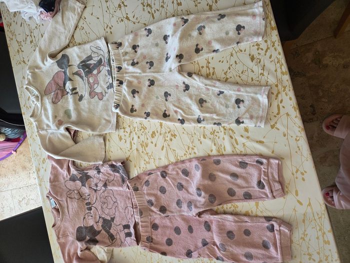 Lot de vêtements fille 23 / 24 mois - Très bon état - photo numéro 6