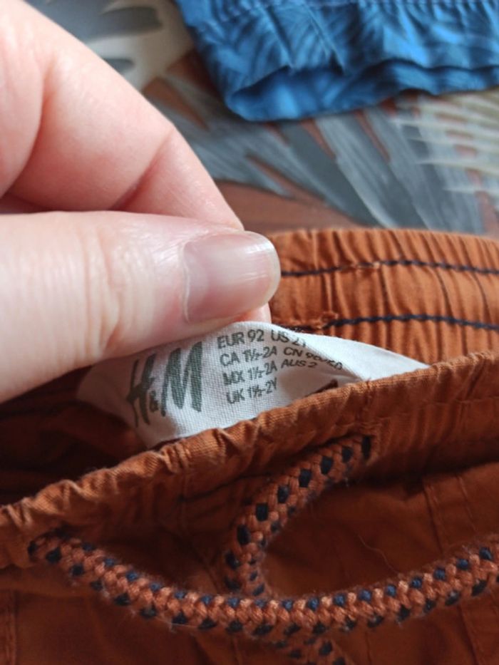 Lot de 2 shorts 2 ans - photo numéro 2