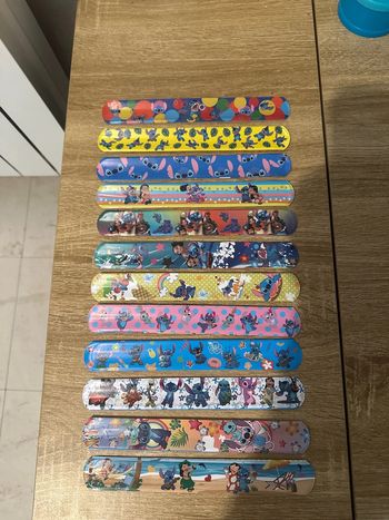 1€ le bracelet pliable stitch neuf