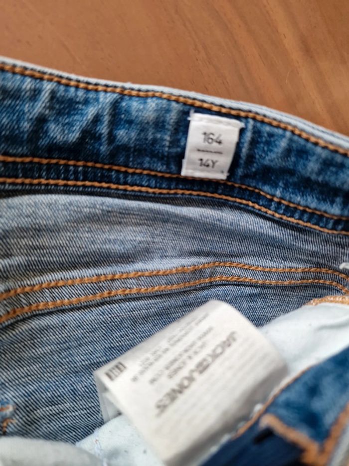 Jeans 14 ans - photo numéro 2