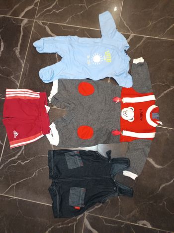 Lot de 4 vêtements garçon 3 mois