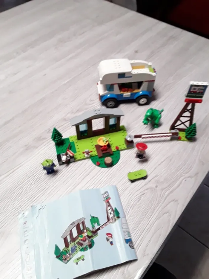 Lego Toy Story camping car - photo numéro 5