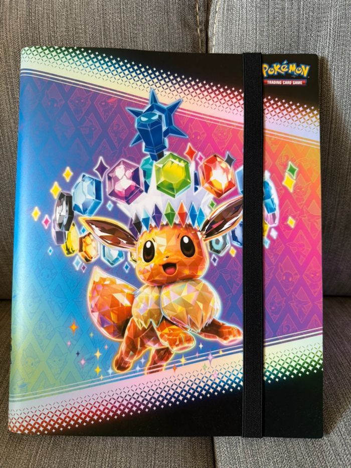 Classeur Pokémon évolutions prismatiques