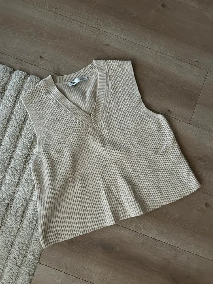 Pull sans manches beige rose