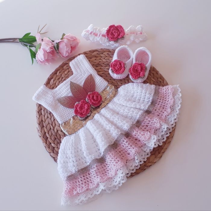 Vêtement bébé fille robe crochet dentelle noeud satin rose 6 mois - photo numéro 2