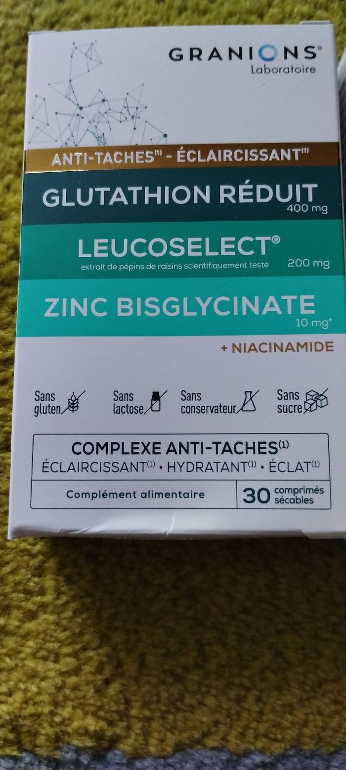 Complément alimentaire anti-taches - photo numéro 2