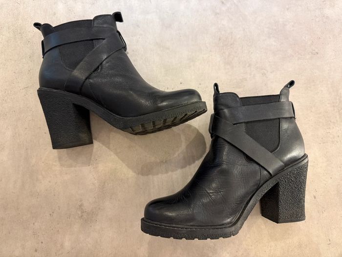 Bottines en cuir André pointure 38 - photo numéro 4