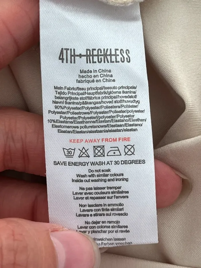 Robe longue et drapée crème 4th Reckless - photo numéro 7