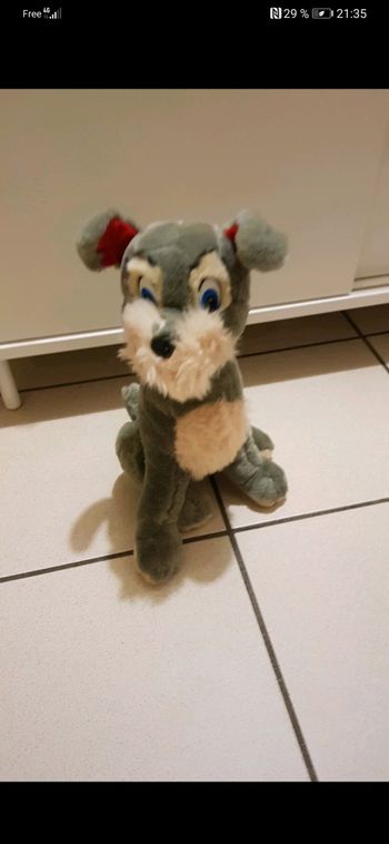 Peluche le clochard de Disney