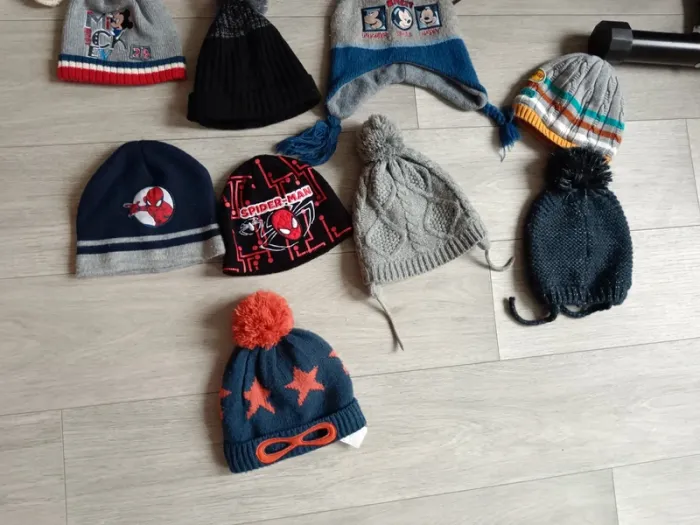 Bonnet différente - photo numéro 3