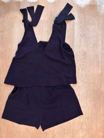 Combi-short chic noire H&M – Détails nœuds et dos nu – T.36